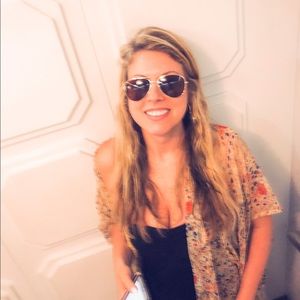 Meet your Posher, Kellie